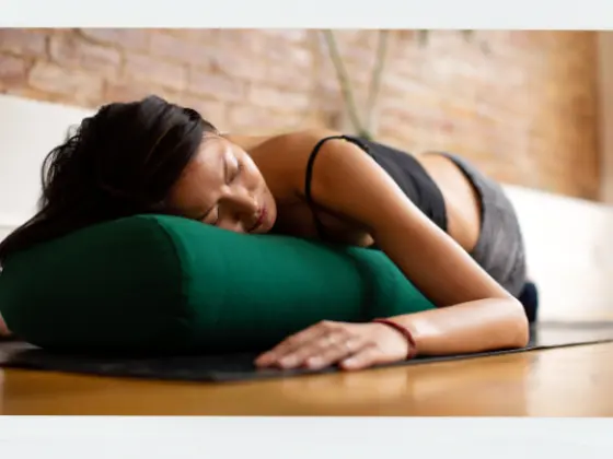 Yoga Tenang Tenang – Berbaring dalam Penyerahan